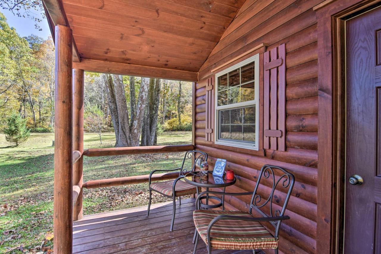 Rural Cabin Hideaway With Fire Pit And Mtn Views! Parsons Exterior photo