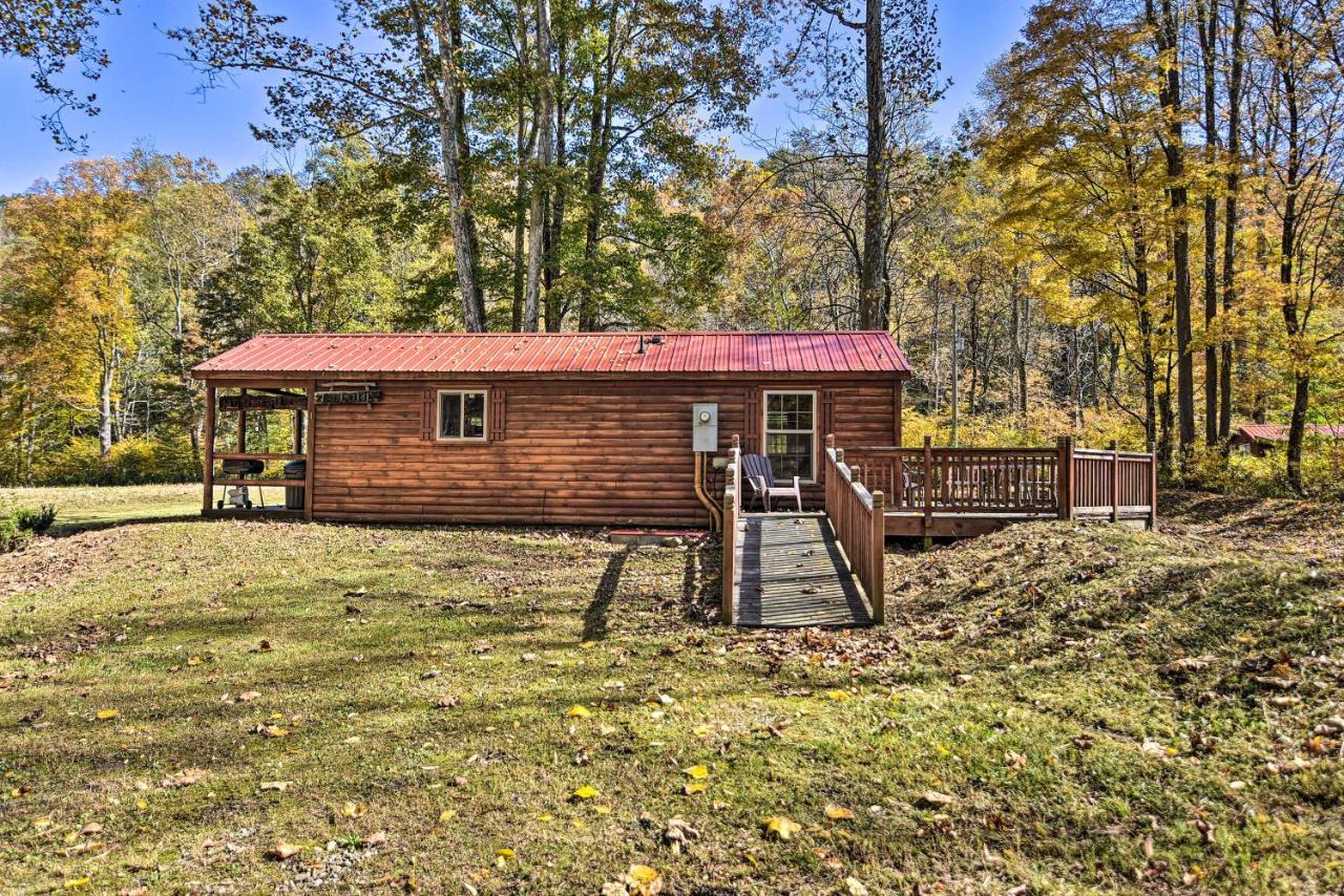 Rural Cabin Hideaway With Fire Pit And Mtn Views! Parsons Exterior photo